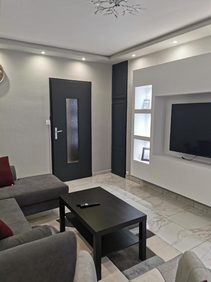 Appartement Meubles A Villeurbanne Lyon מראה חיצוני תמונה