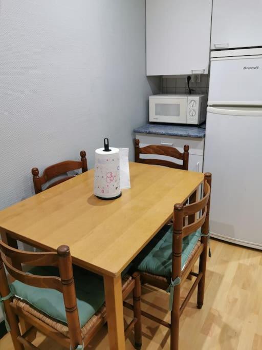Appartement Meubles A Villeurbanne Lyon מראה חיצוני תמונה
